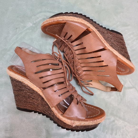 Patrizia Leather Gladiator Wedge Sandals Size 7 - Picture 3 of 8